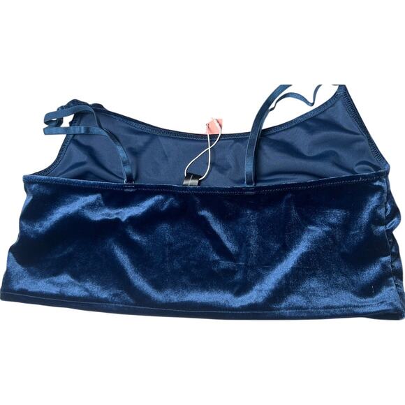 NWT Mentionables Navy Blue Velvet Ruffle Camisole Cropped Top Small S - Picture 2 of 5